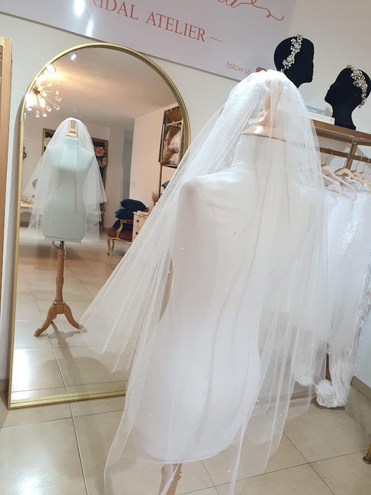 Anticipo Velo en tul , corte cascada con perlas, longitud 60 y 80 centímetros, hecho a mano by Cecy M. $1,780 mxn