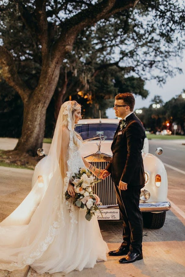 Anticipo Mantilla de Novia Corte Virgen Encaje M – Longitud Catedral |  Hecha a Mano por Cecy M.