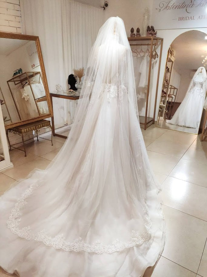 Anticipo Mantilla de novia, longitud 2 metros, corte tradicional, encaje L, hecha a mano by Cecy M. $3,290 mxn