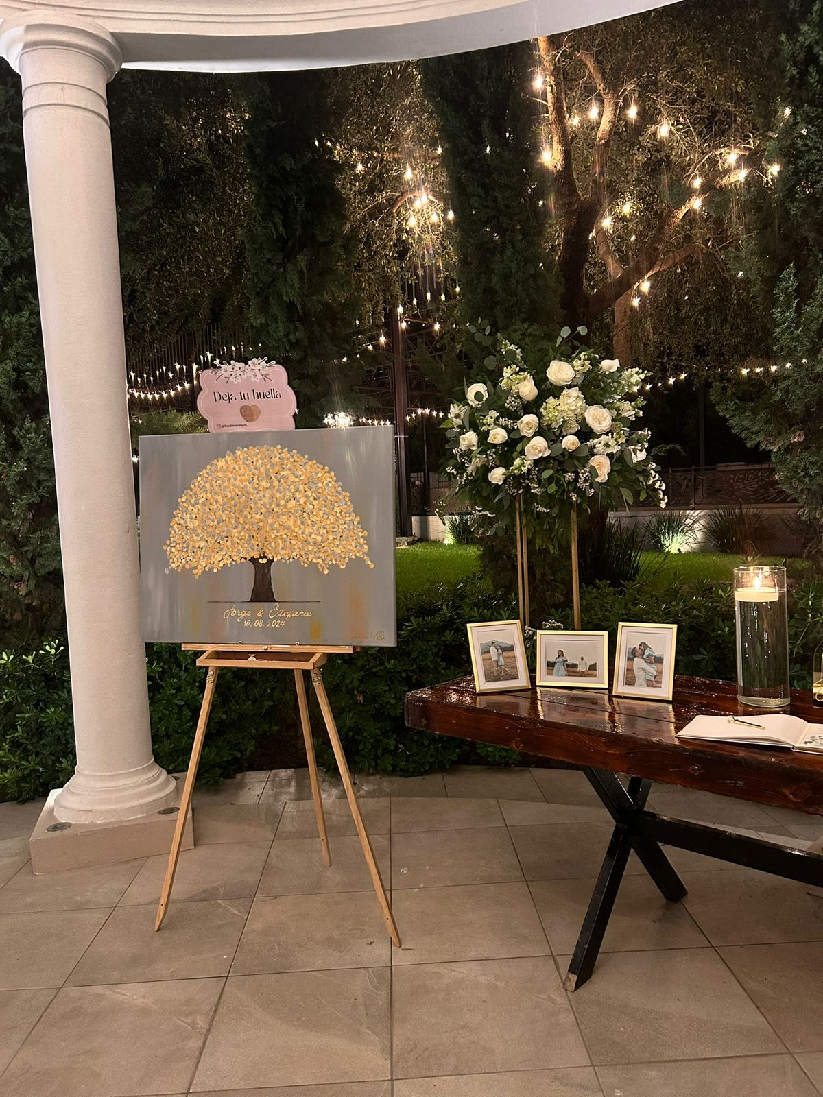 Diana Vargas, artista mágica Árbol de huellas MTY