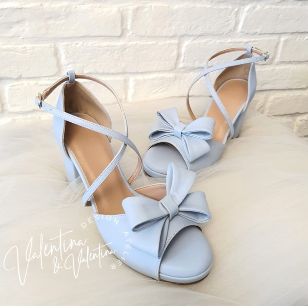 zapato celeste