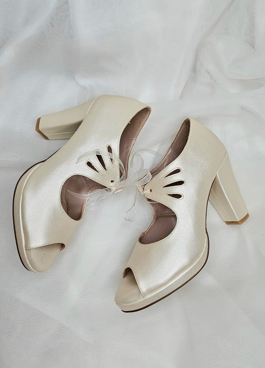 Anticipo Zapato para eventos: 30 $2,490 mxn