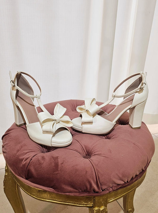 Anticipo Zapato para eventos: 39 $2,490 mxn