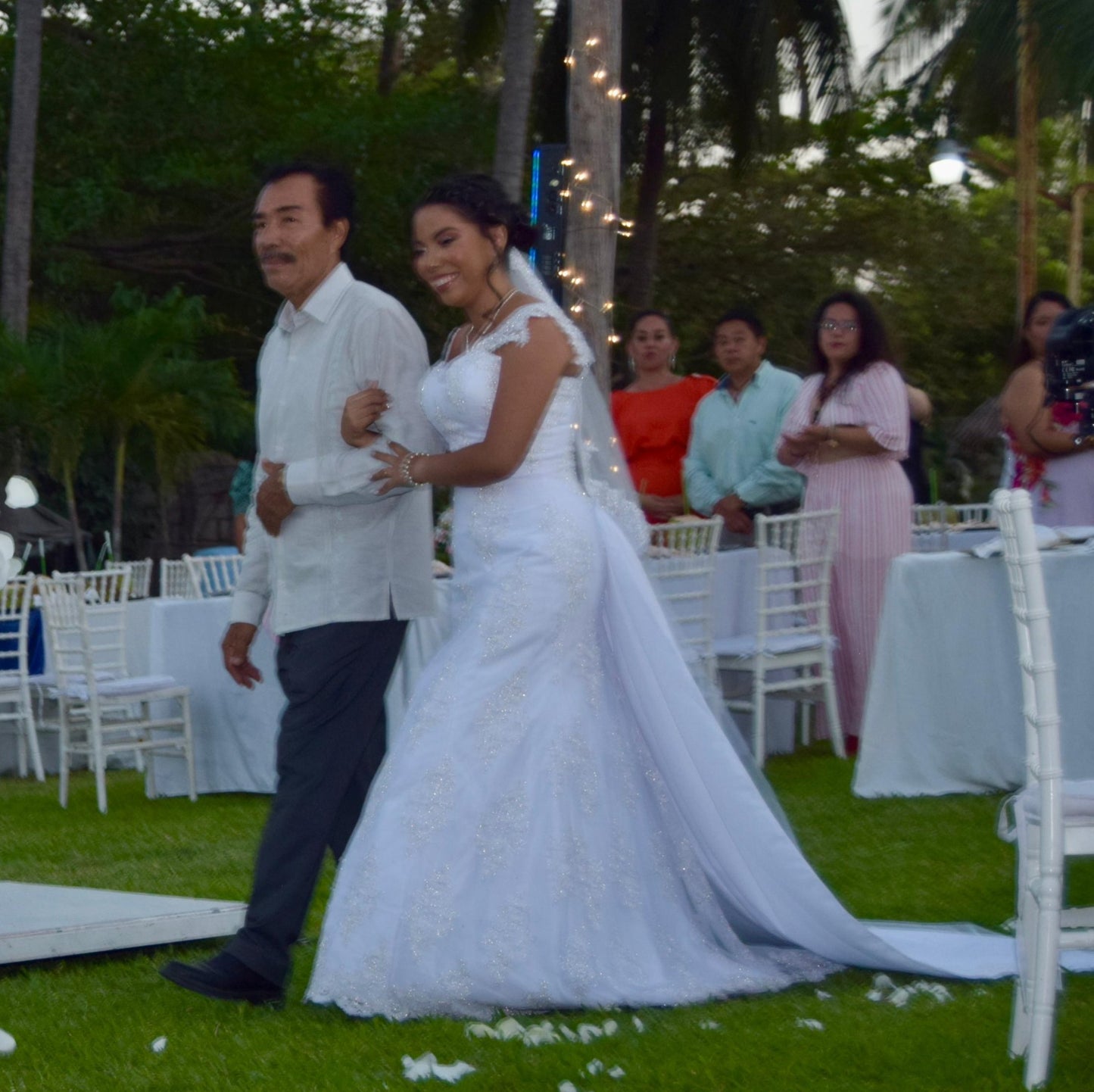 Vestido de Novia Novias Ivonne JR25 Guerrero