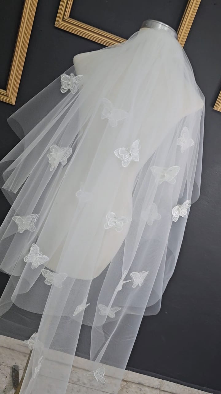 Anticipo Velo de novia con mariposas | Hecho a mano by Cecy M.