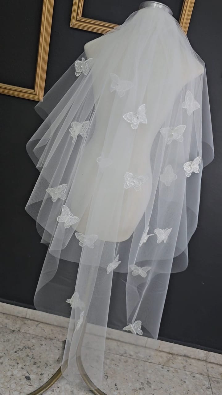 Anticipo Velo de novia con mariposas | Hecho a mano by Cecy M.