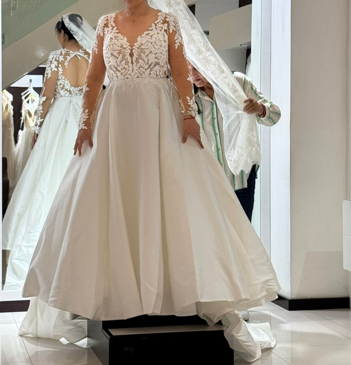 Vestido de Novia Preloved Bridenformal MS64 Colima