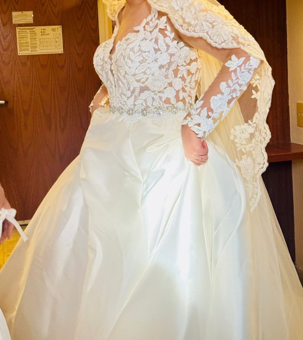 Vestido de Novia Preloved Bridenformal MS64 Colima