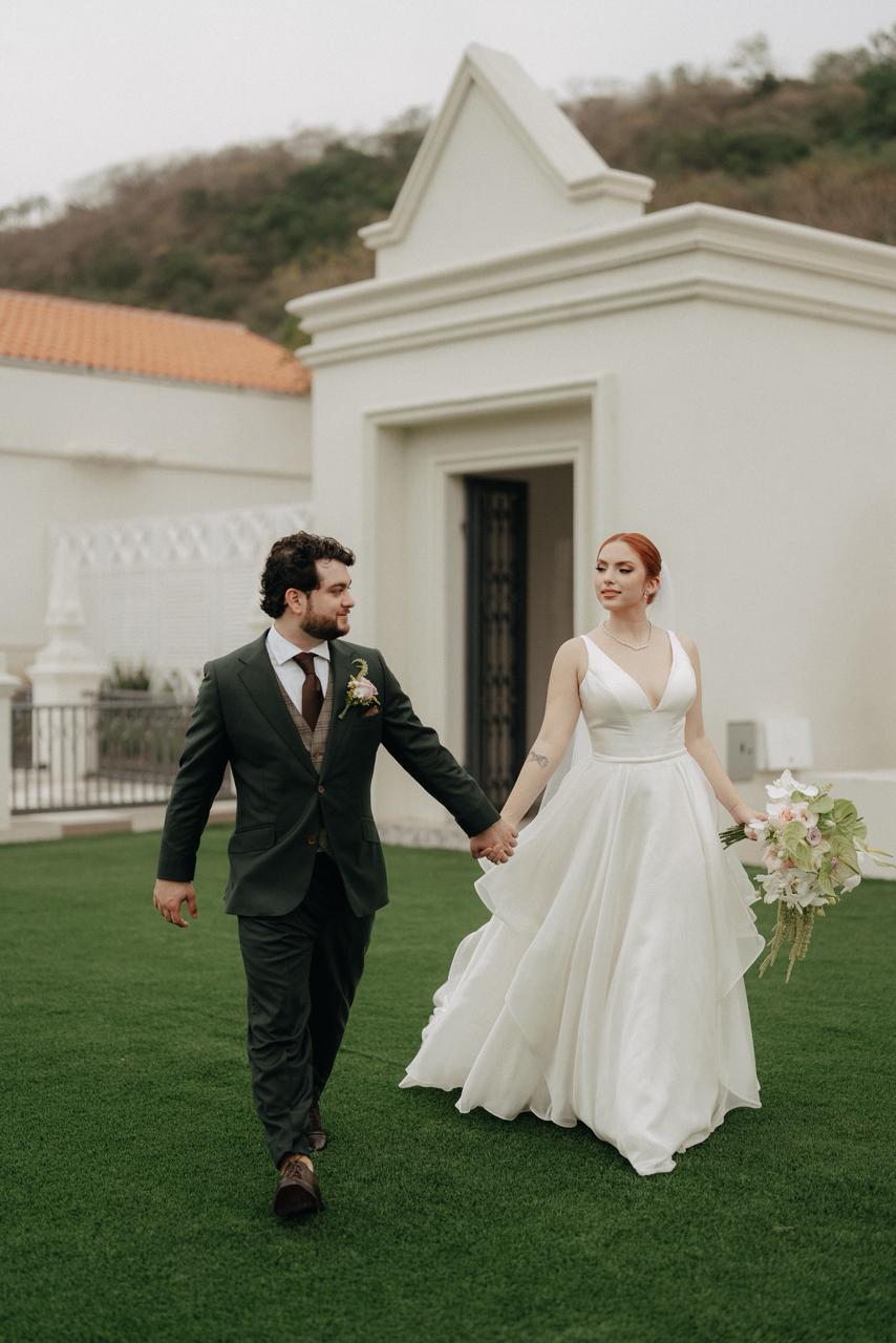 Vestido de Novia Preloved Nicole Milano AG85 Monterrey