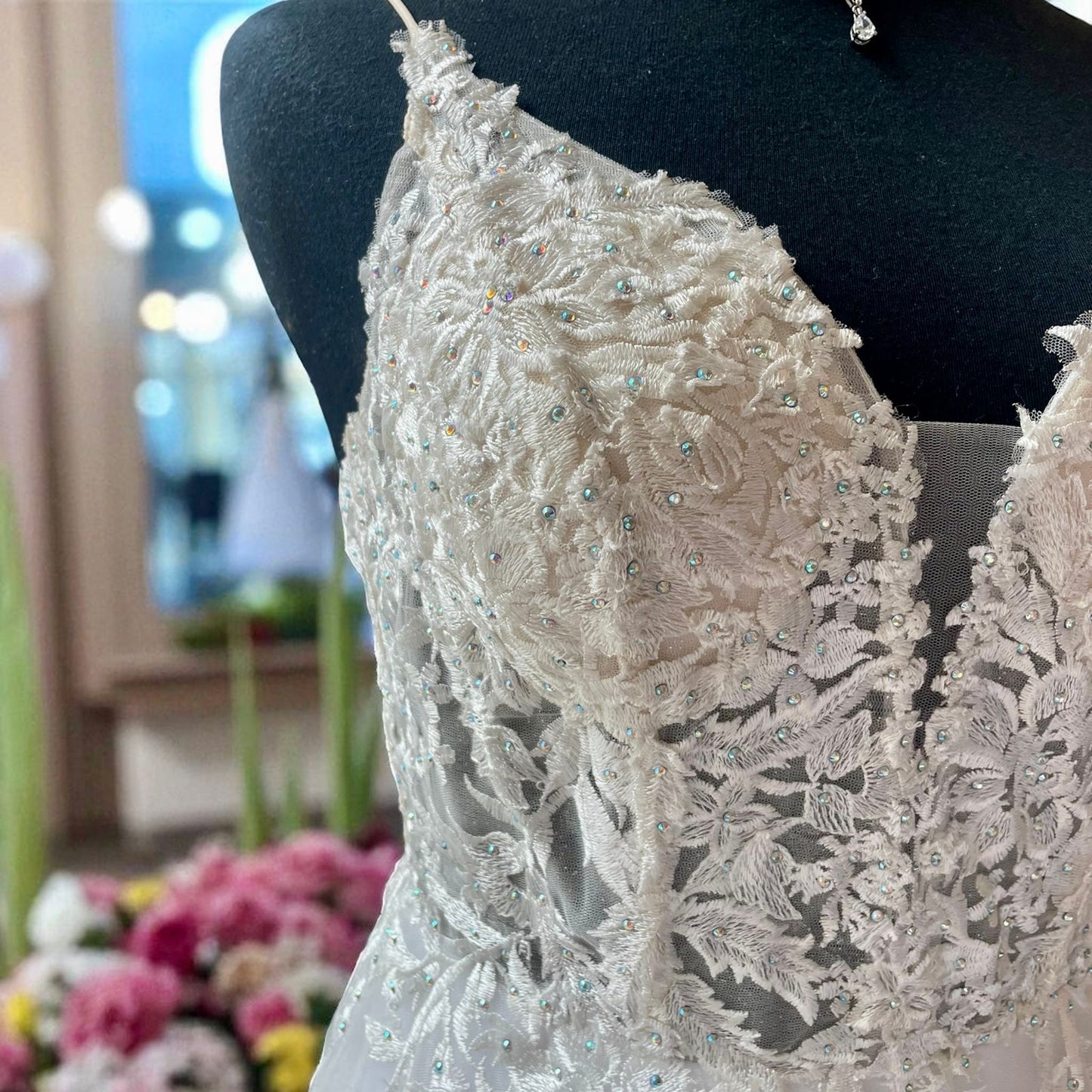 Vestido de Novia Preloved Ladivine by Cinderella Divine LR58 Monterrey