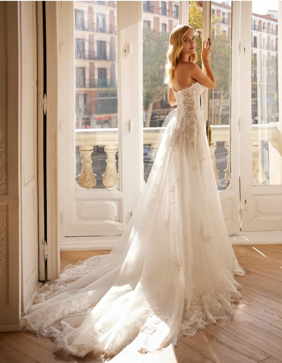 Vestido de Novia Nuevo Luna Novias by Rosa Clará CH08 Sonora