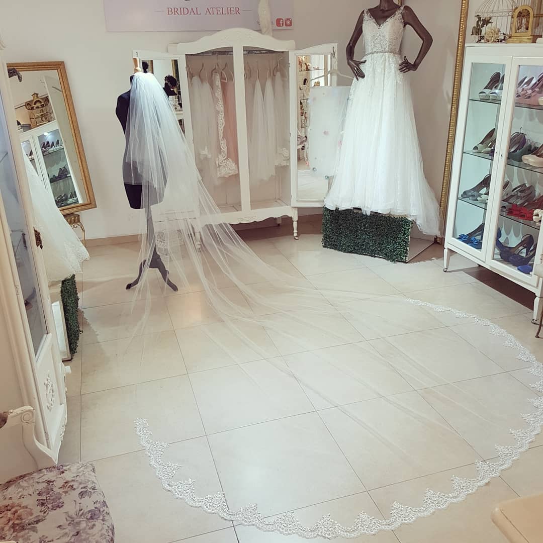 Anticipo Velo de Novia Amantillado Cascada Catedral | Encaje Fino Hecho a Mano por Cecy M.