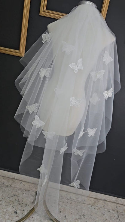 Anticipo Velo de novia con mariposas | Hecho a mano by Cecy M.