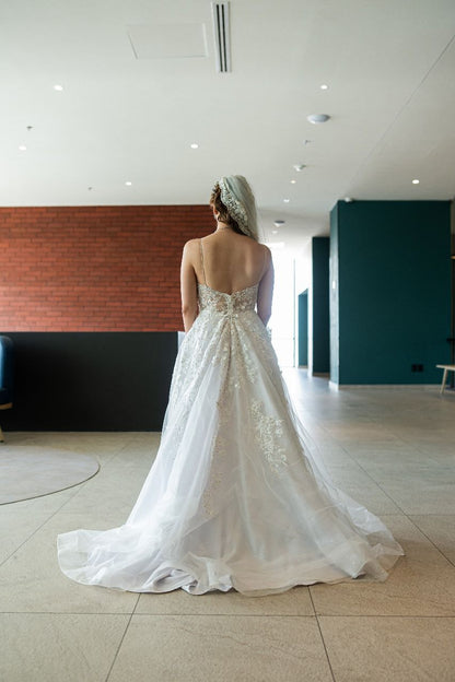 Vestido de Novia Preloved Ladivine by Cinderella Divine LR58 Monterrey