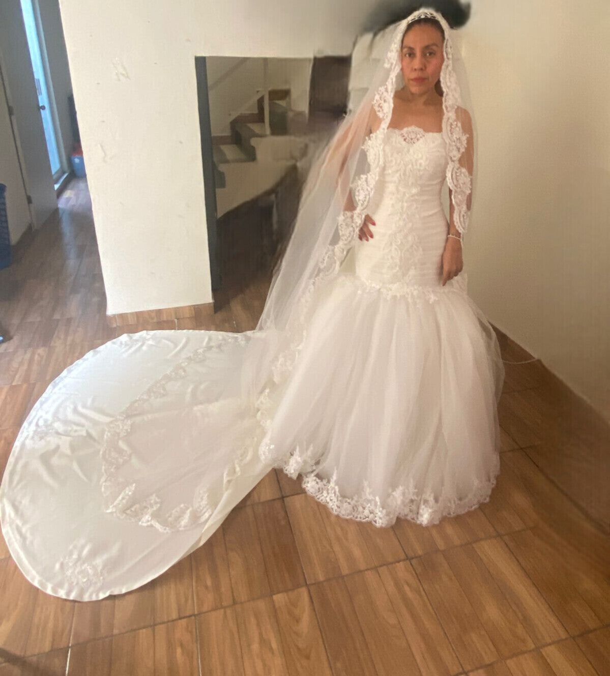 Vestido de Novia Nuevo Essence BM91 Guerrero