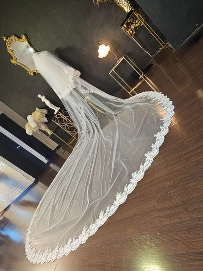 Anticipo Mantilla con Encaje L | Corte Cascada | Longitud catedral $6,580 mxn