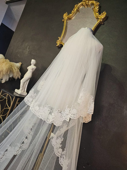 Anticipo Mantilla con Encaje L | Corte Cascada | Longitud catedral $6,580 mxn