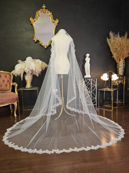 Anticipo Mantilla  con Encaje S | Corte Virgen |  Longitud 2 mt + capa velada $2,780 mxn