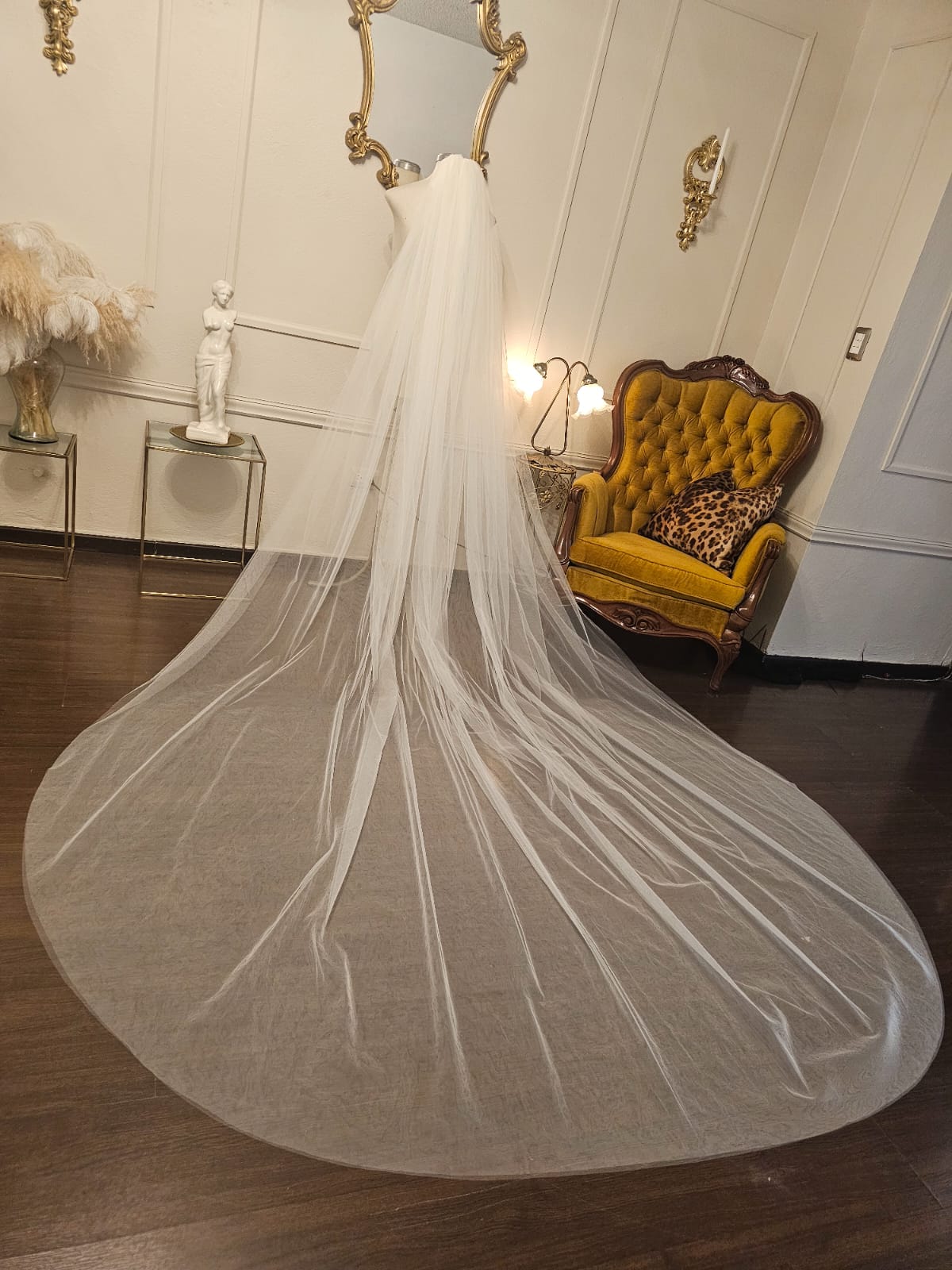 Anticipo Velo de Novia Doble Catedral | Corte Tradicional | Longitud Catedral $2,680 mxn