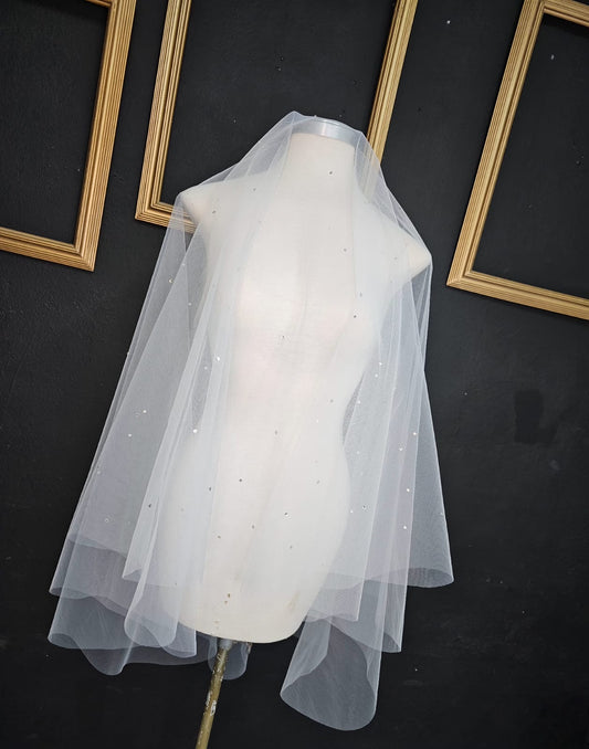 Anticipo Velo de novia con cristales flatback | Corte Cascada | Longitud 1 metro $2,180 mxn