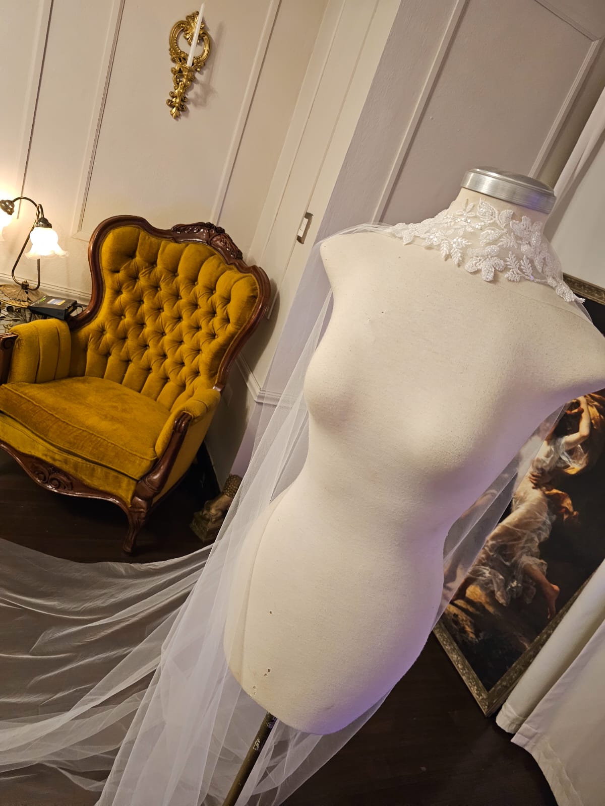 Anticipo Velo de Novia Acomodo Bufanda  | Corte al Cuello  | Longitud Catedral $1,980 mxn