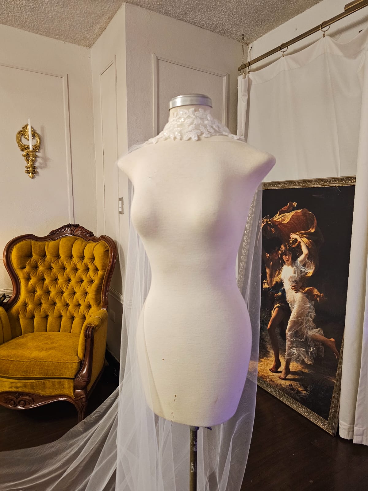 Anticipo Velo de Novia Acomodo Bufanda  | Corte al Cuello  | Longitud Catedral $1,980 mxn