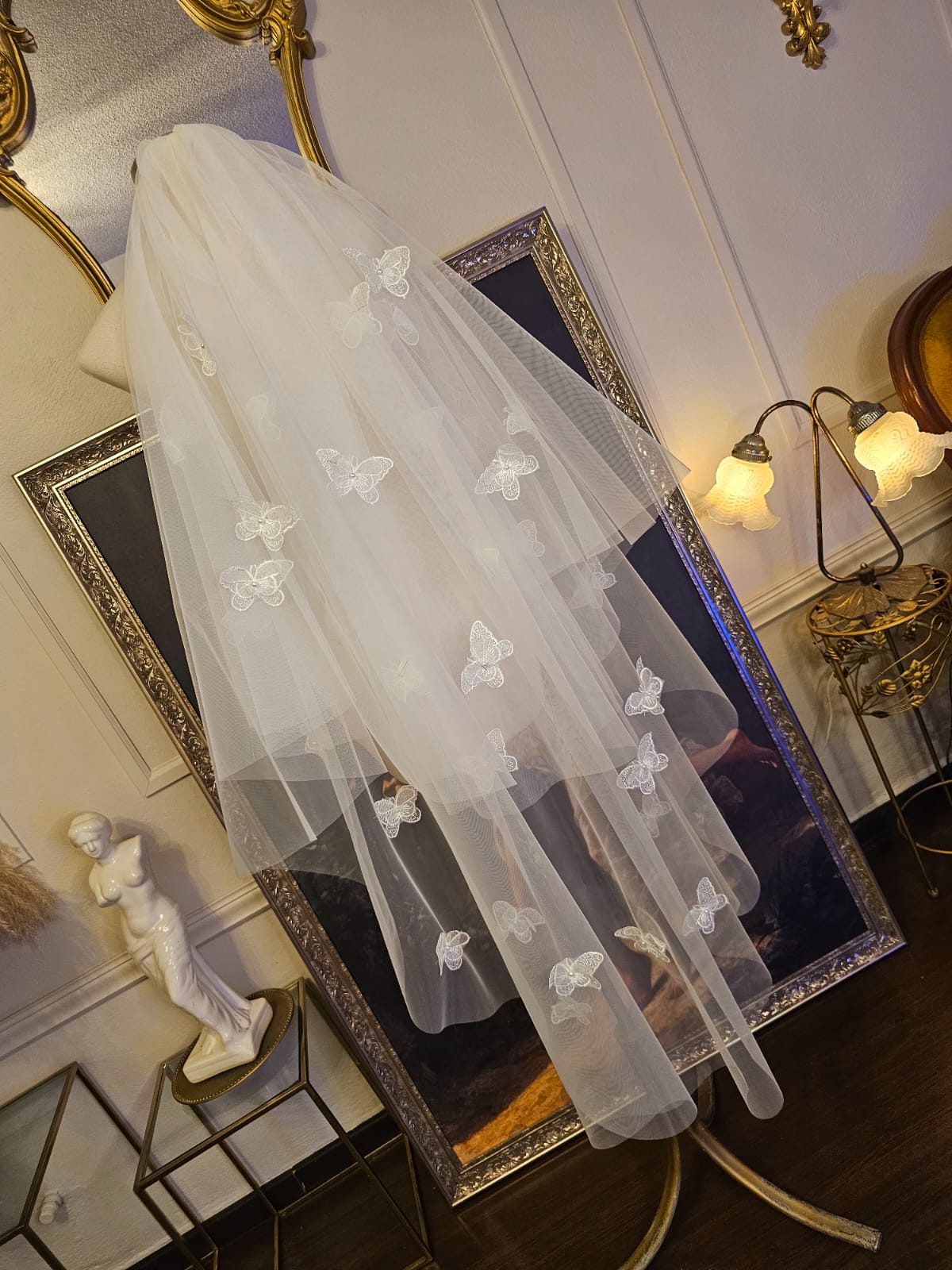 Anticipo Velo de novia con mariposas | Corte Cascada | Longitud 1.20 + .80 metros $1,980 mxn