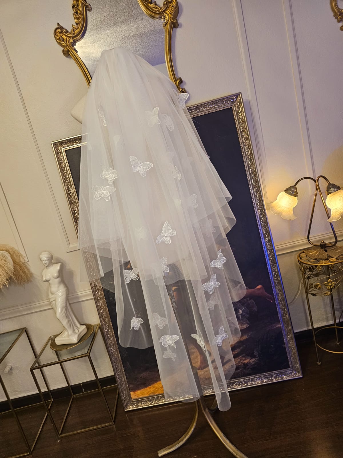 Anticipo Velo de novia con mariposas | Corte Cascada | Longitud 1.20 + .80 metros $1,980 mxn