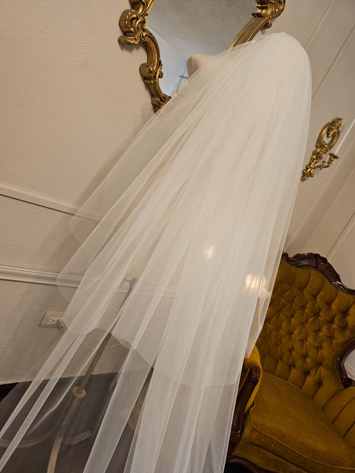 Anticipo Velo de Novia Largo Liso Velada | Corte Tradicional | Longitud Catedral $2480 mxn