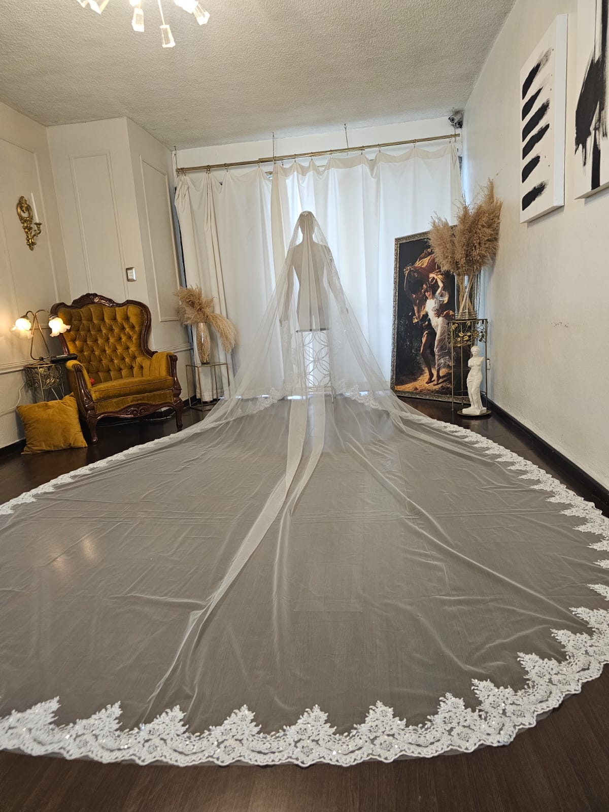 Anticipo Velo de Novia con encaje XL  | Corte Virgen  | Longitud 500 centímetros $10,280 mxn