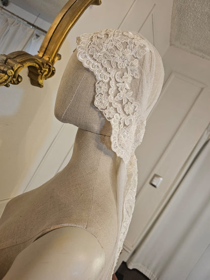 Anticipo Mantilla de Novia | Corte Julieta | Encaje L | Largo 1.40 metros $3,480 mxn